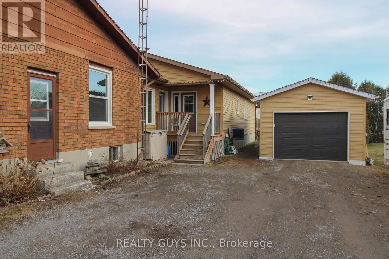 3211 County Rd 2 Road, Otonabee-South Monaghan, Ontario  K0L 2G0 - Photo 7 - X12142712
