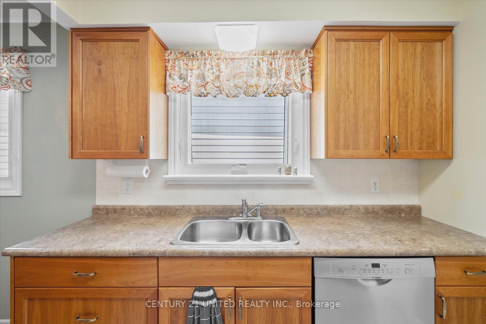 721 Trailview Drive, Peterborough South (East), Ontario  K9J 8P1 - Photo 16 - X12142917