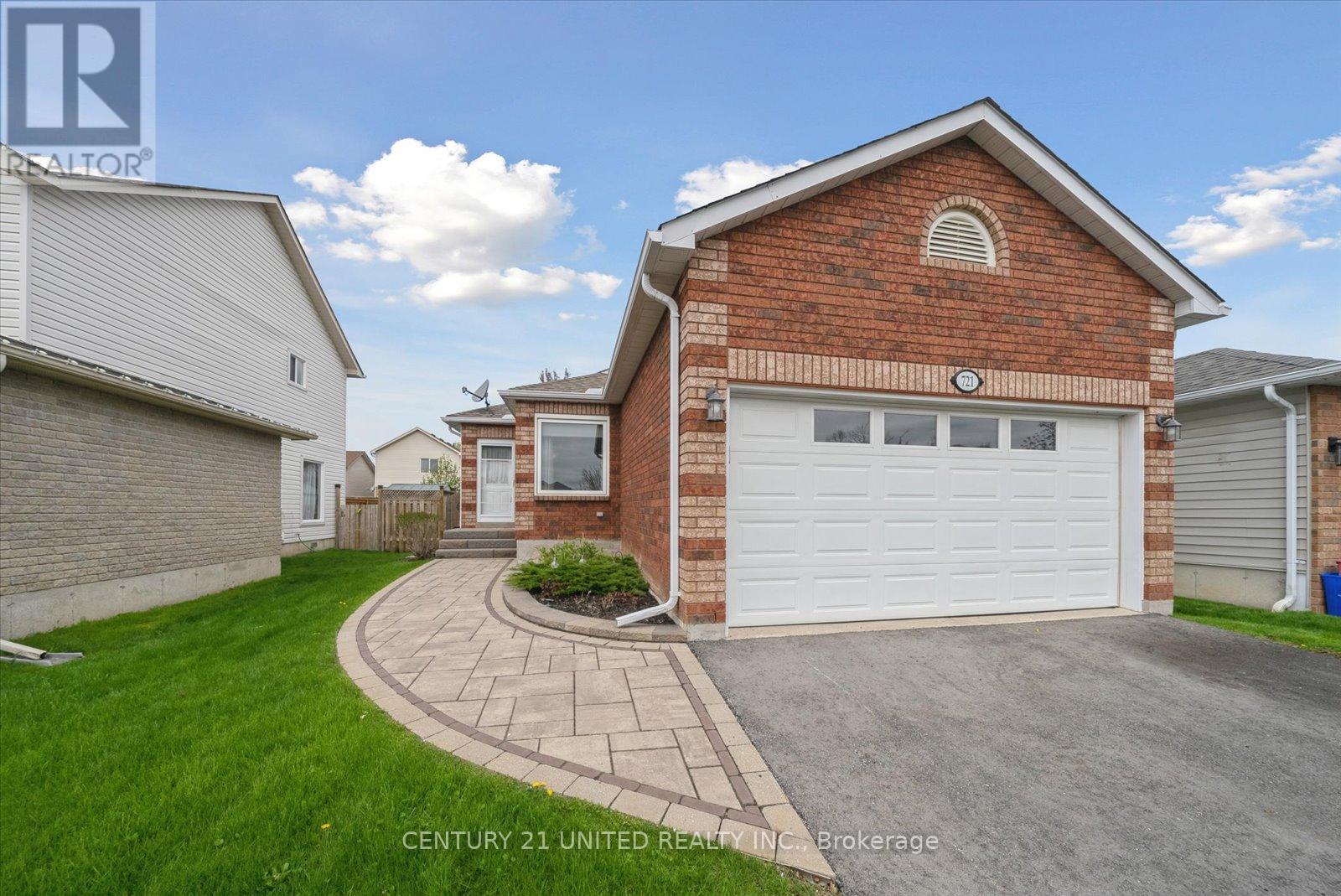 721 Trailview Drive, Peterborough South (East), Ontario  K9J 8P1 - Photo 2 - X12142917