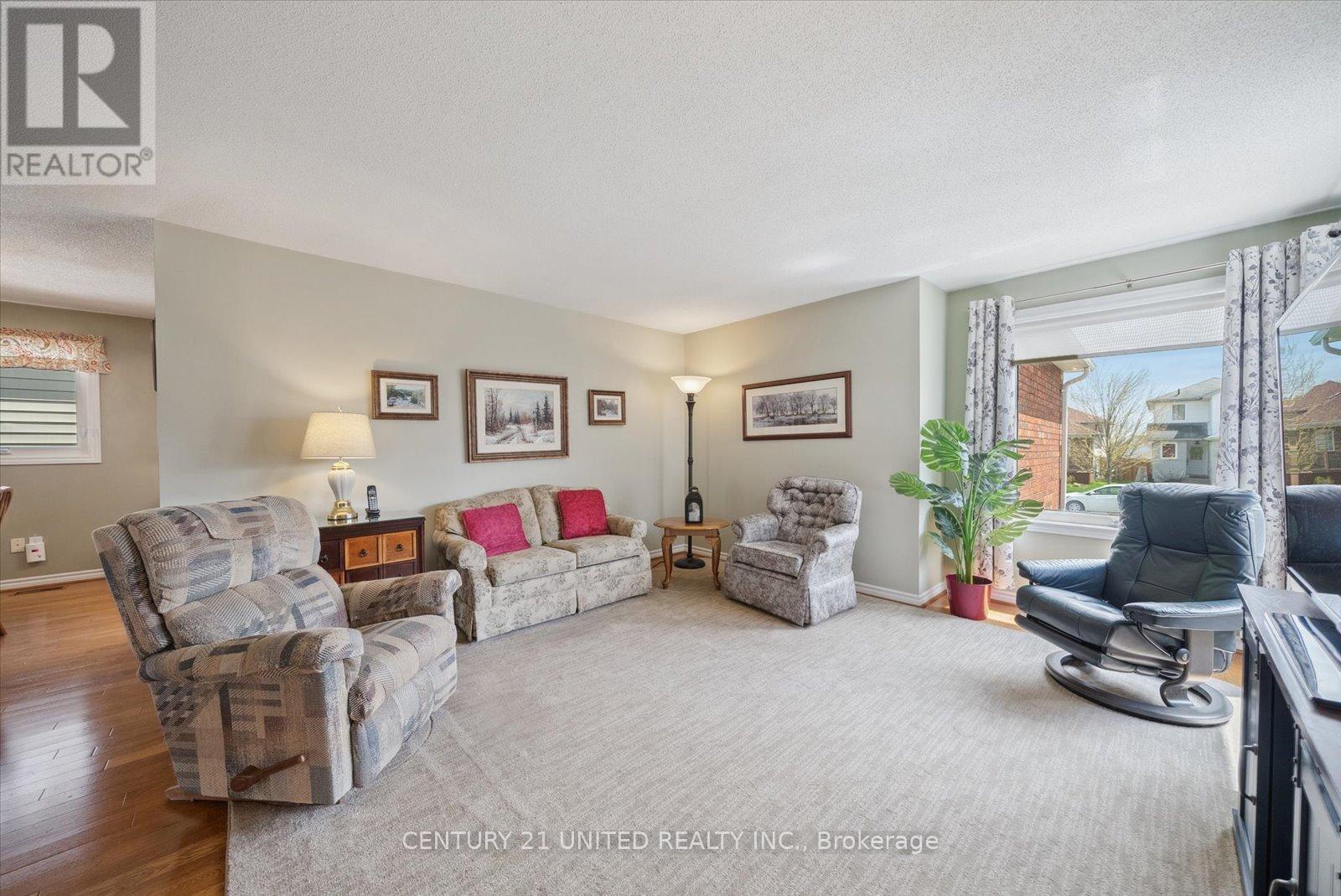 721 Trailview Drive, Peterborough South (East), Ontario  K9J 8P1 - Photo 6 - X12142917