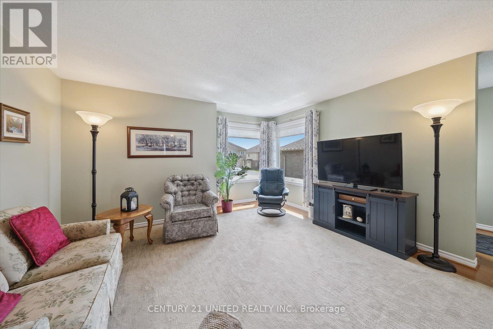 721 Trailview Drive, Peterborough South (East), Ontario  K9J 8P1 - Photo 7 - X12142917