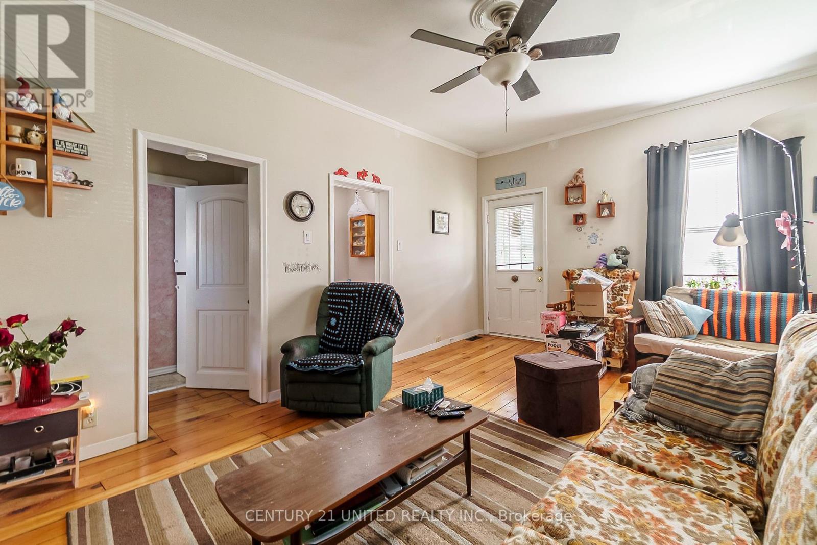504 Rubidge Street, Peterborough Central (North), Ontario  K9H 4E7 - Photo 14 - X12143068