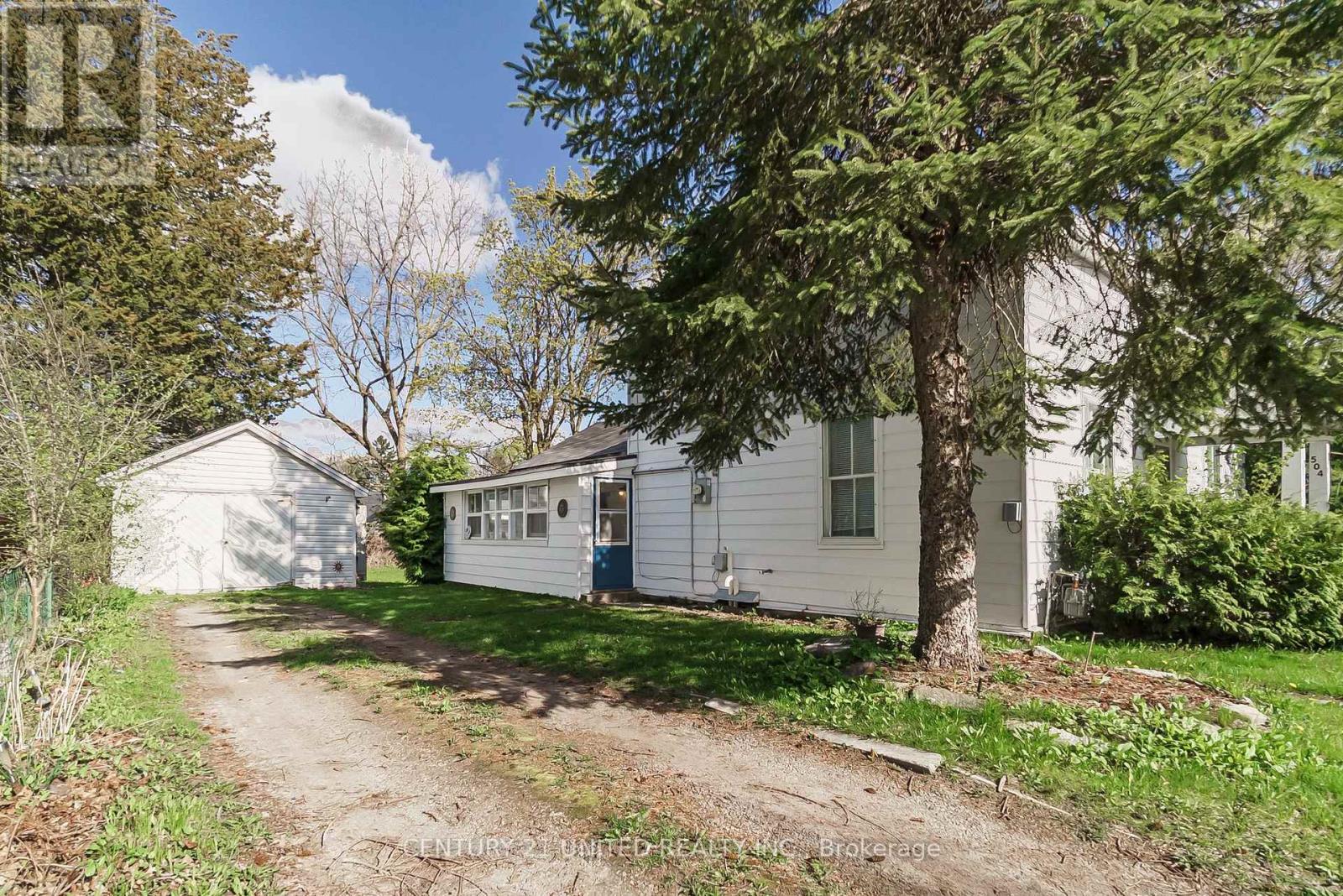 504 Rubidge Street, Peterborough Central (North), Ontario  K9H 4E7 - Photo 25 - X12143068