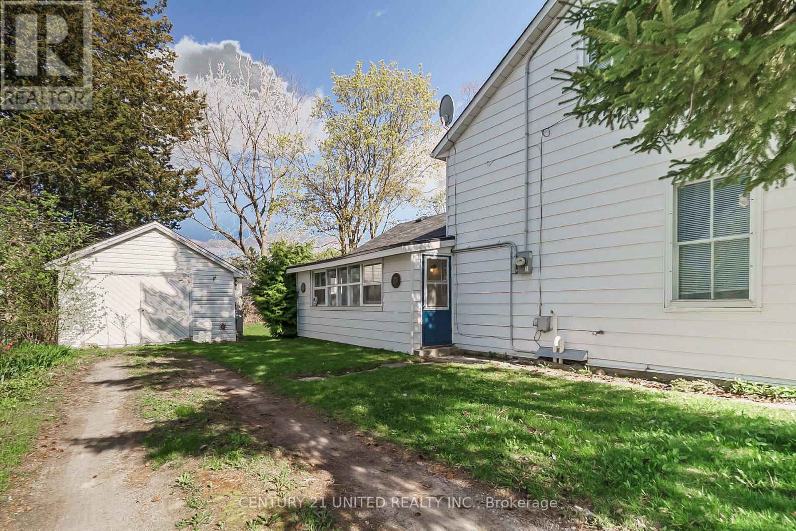 504 Rubidge Street, Peterborough Central (North), Ontario  K9H 4E7 - Photo 26 - X12143068