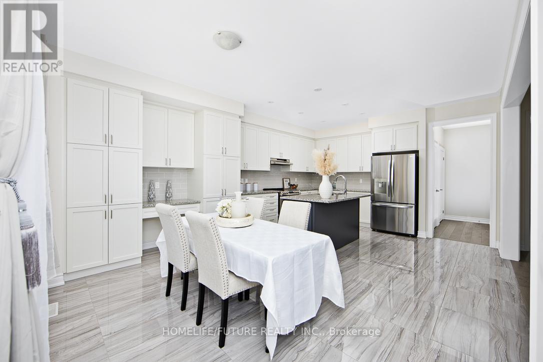100 Grady Drive, Clarington (Newcastle), Ontario  L1B 0C6 - Photo 14 - E12143113