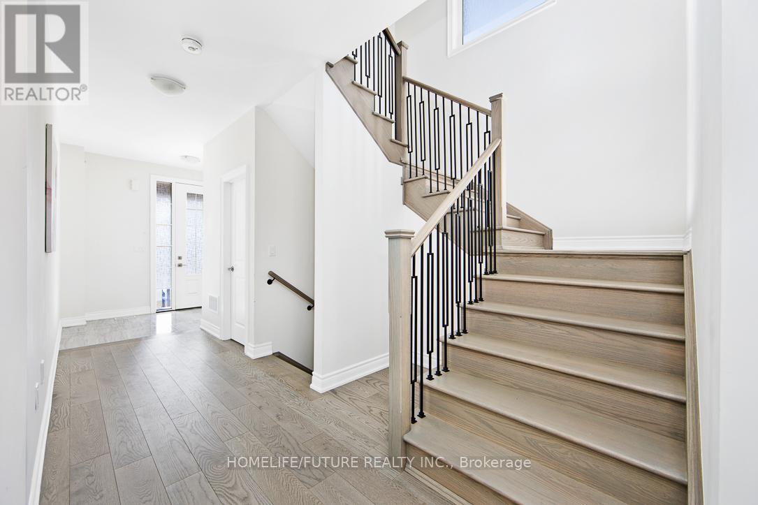 100 Grady Drive, Clarington (Newcastle), Ontario  L1B 0C6 - Photo 18 - E12143113