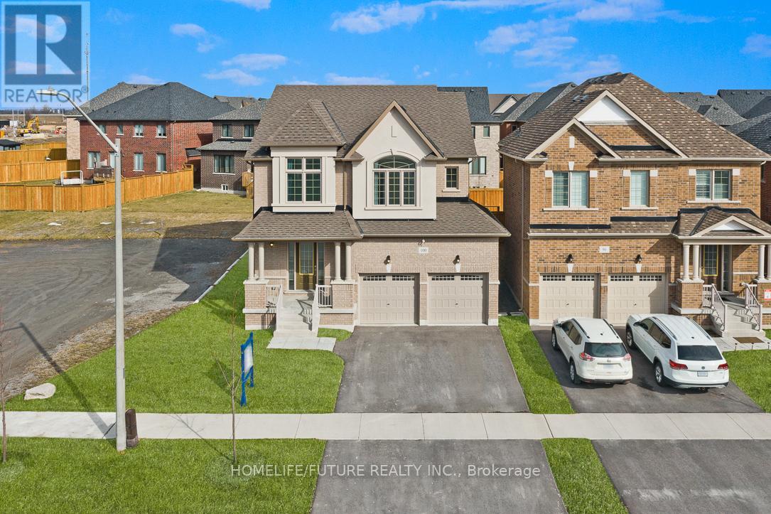 100 Grady Drive, Clarington (Newcastle), Ontario  L1B 0C6 - Photo 2 - E12143113