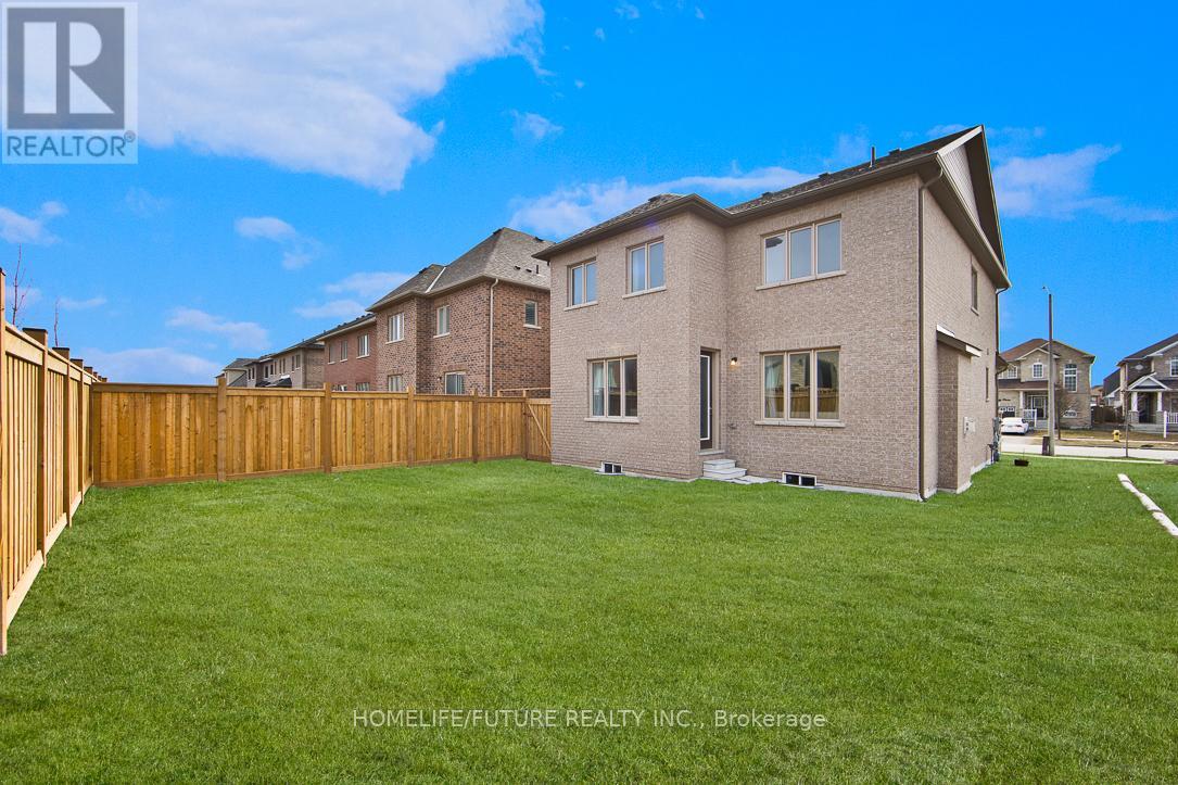 100 Grady Drive, Clarington (Newcastle), Ontario  L1B 0C6 - Photo 32 - E12143113