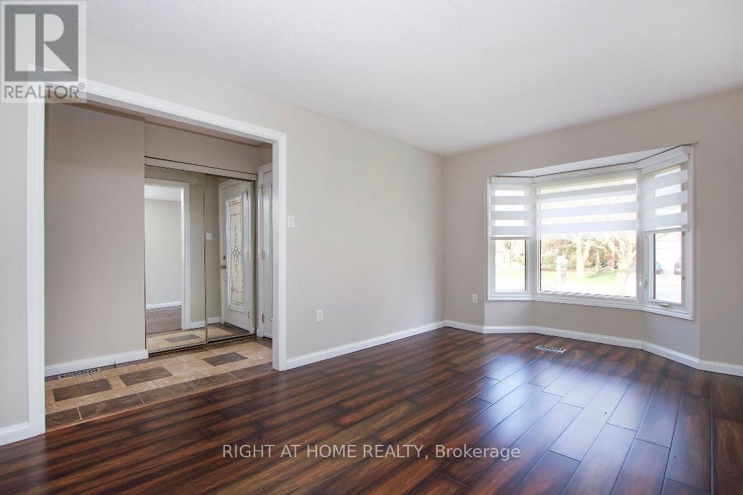 91 Foster Creek Drive N, Clarington (Newcastle), Ontario  L1B 1G5 - Photo 6 - E12143415
