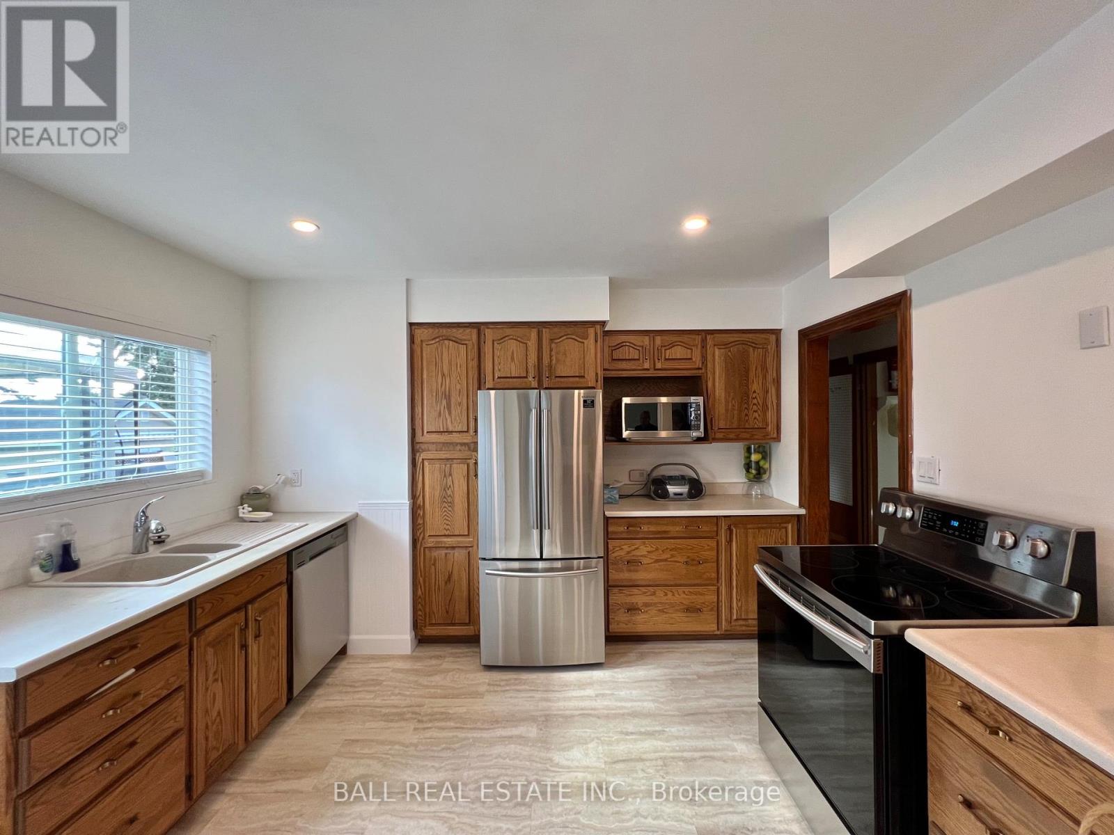 1183 Chemong Road, Peterborough North (North), Ontario  K9J 6X2 - Photo 12 - X12143650