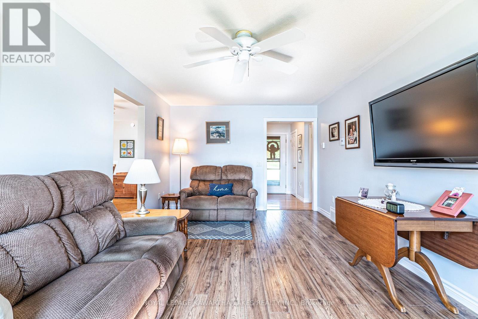 36 Riverside Drive, Kawartha Lakes (Lindsay), Ontario  K9V 4R2 - Photo 17 - X12143777