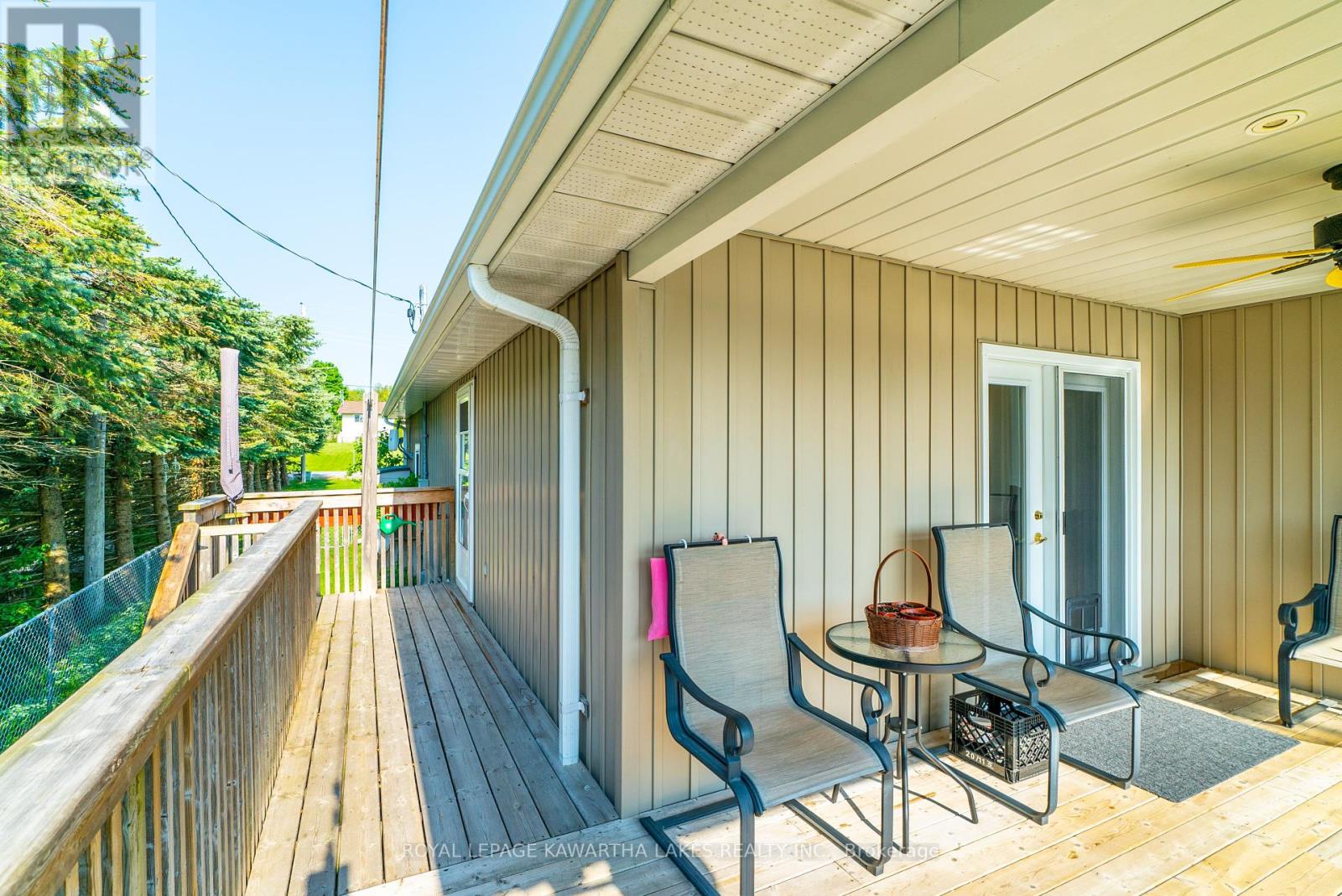 36 Riverside Drive, Kawartha Lakes (Lindsay), Ontario  K9V 4R2 - Photo 31 - X12143777