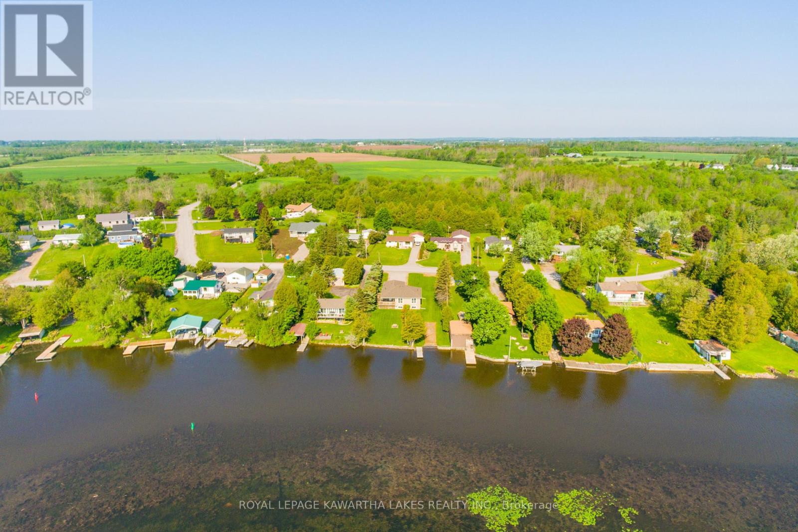 36 Riverside Drive, Kawartha Lakes (Lindsay), Ontario  K9V 4R2 - Photo 39 - X12143777
