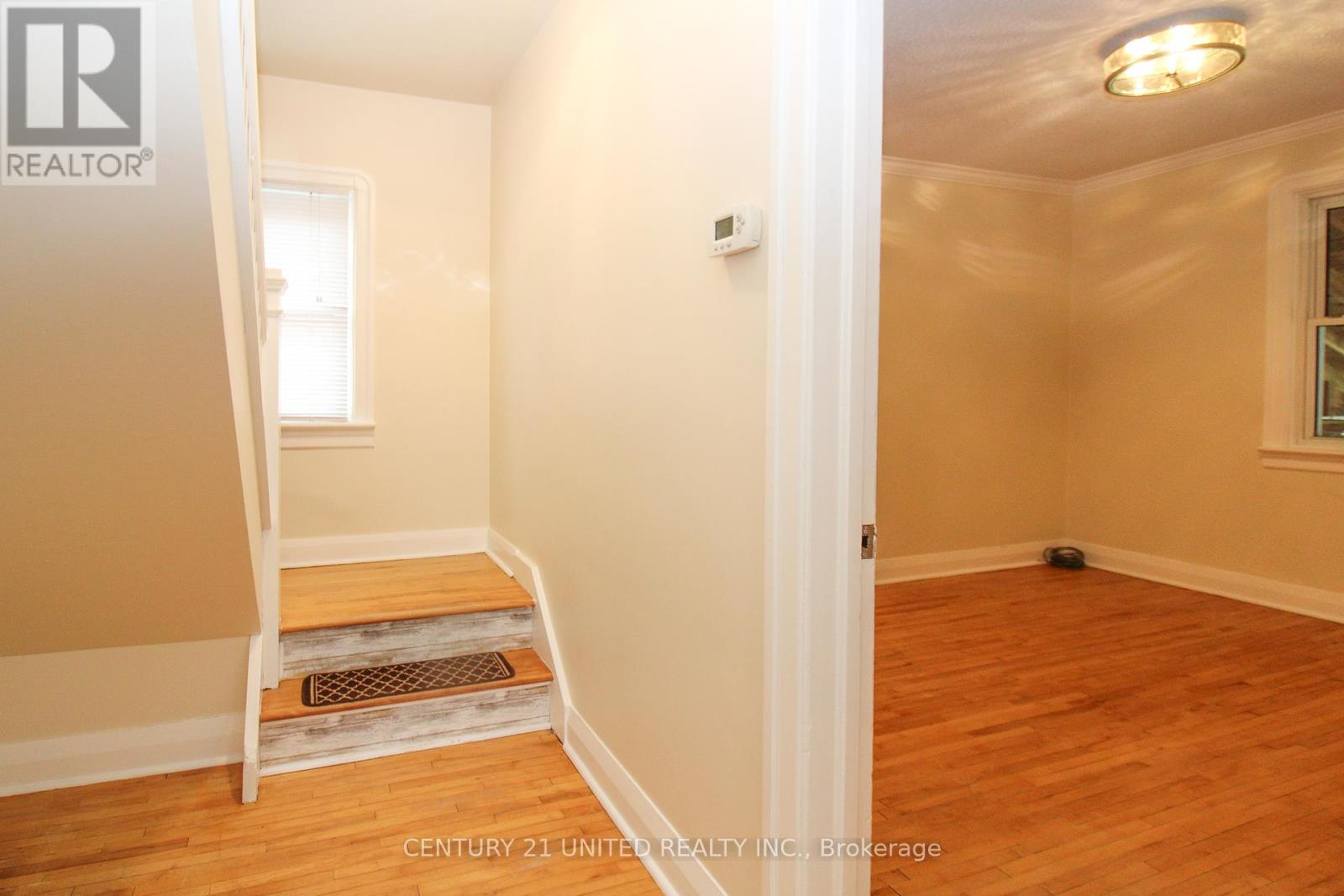 96 Montgomery Street, Peterborough South (West), Ontario  K9J 1W9 - Photo 19 - X12143830