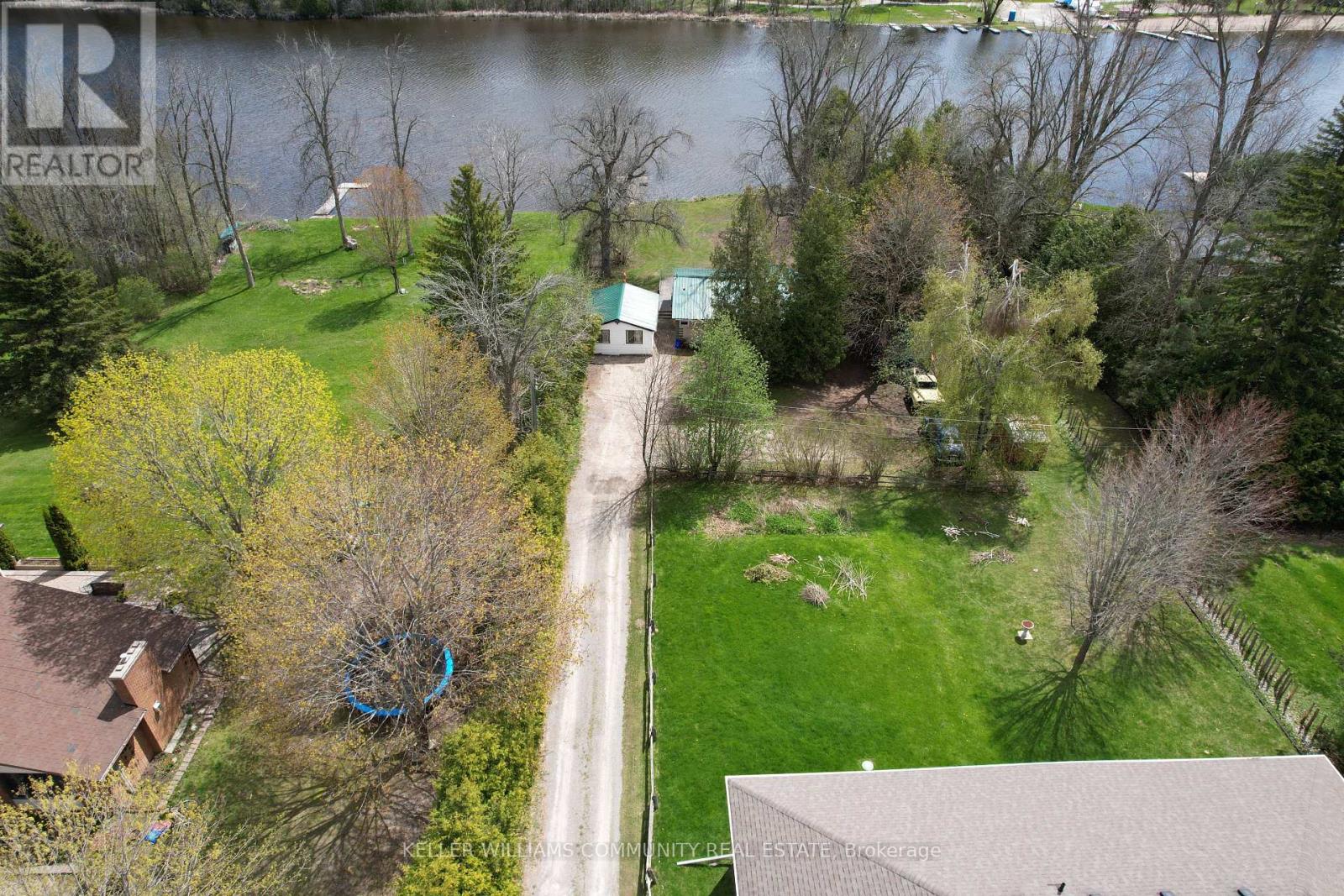 4 Columbus Street N, Kawartha Lakes (Ops), Ontario  K9V 0J9 - Photo 29 - X12143841