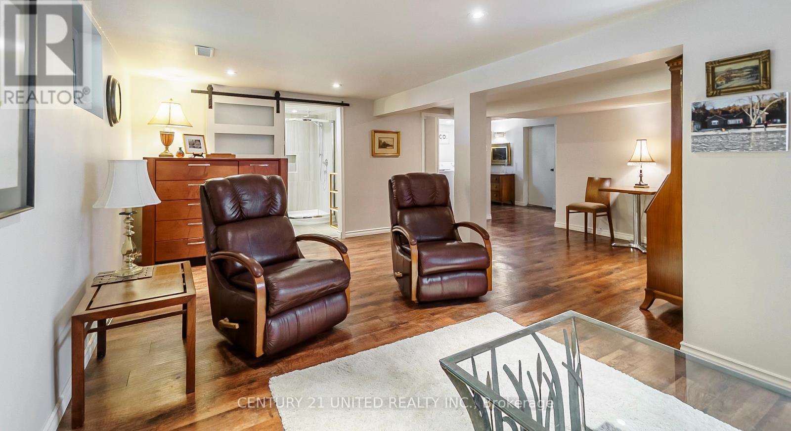 902 Valleyview Drive, Peterborough West (North), Ontario  K9J 6R1 - Photo 25 - X12143895
