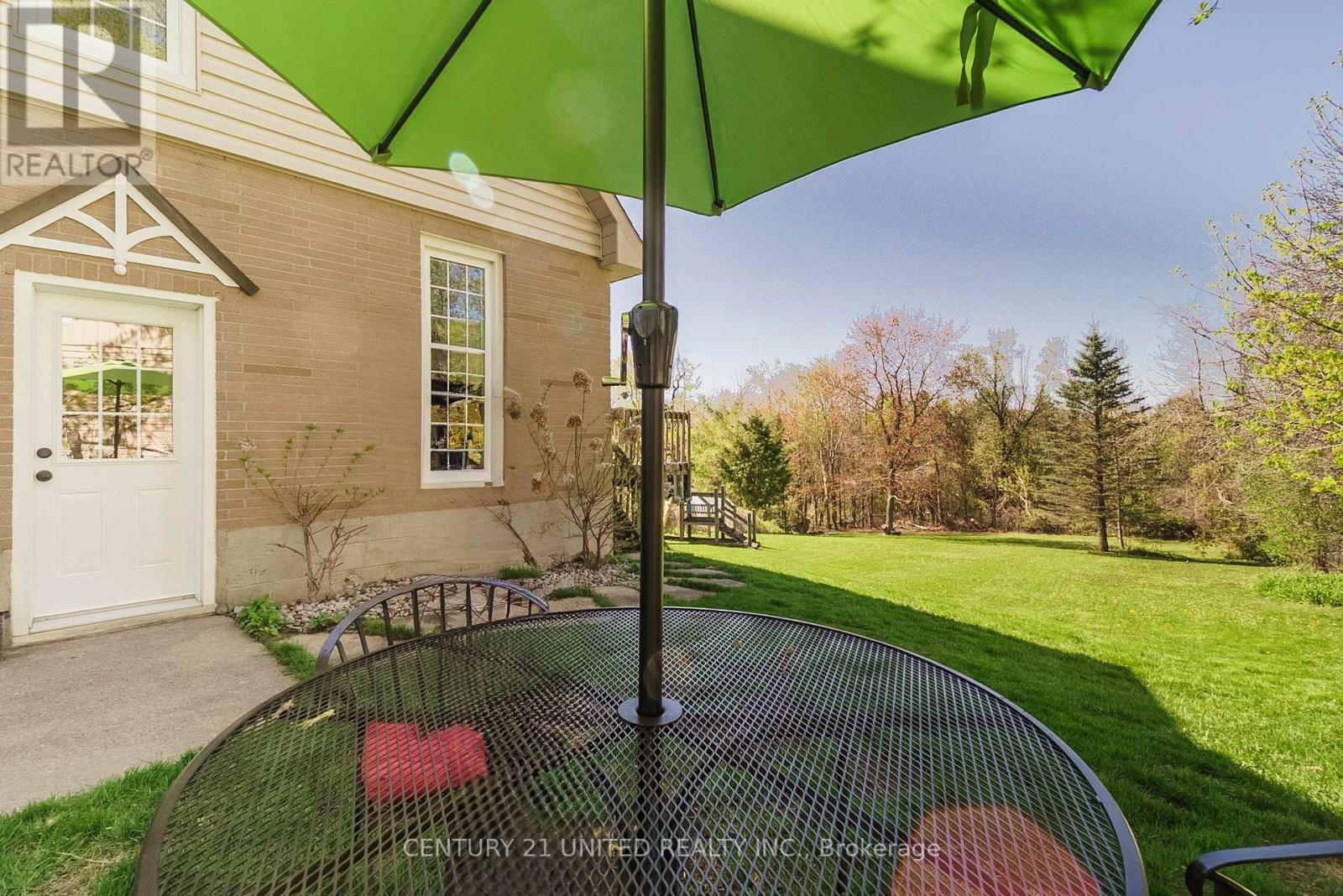 902 Valleyview Drive, Peterborough West (North), Ontario  K9J 6R1 - Photo 35 - X12143895