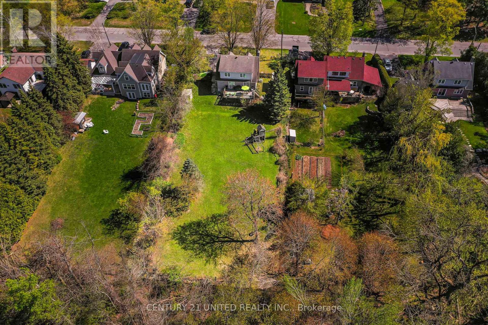 902 Valleyview Drive, Peterborough West (North), Ontario  K9J 6R1 - Photo 40 - X12143895