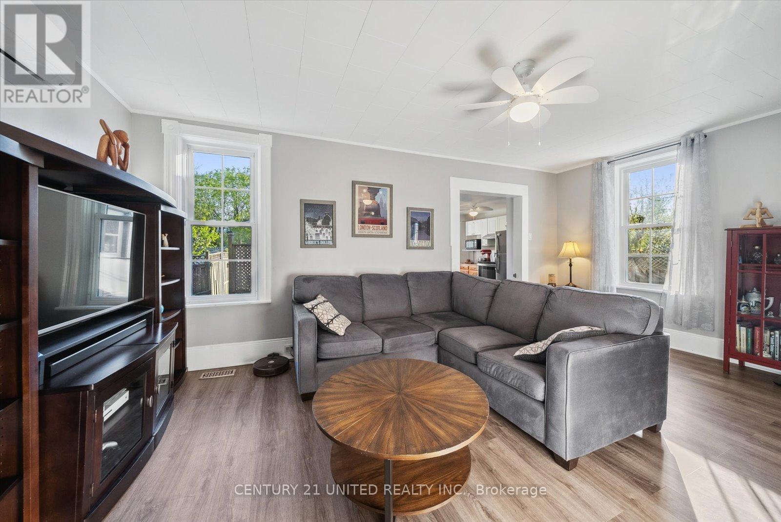 34 Church Avenue, Trent Hills (Campbellford), Ontario  K0L 1L0 - Photo 15 - X12144041