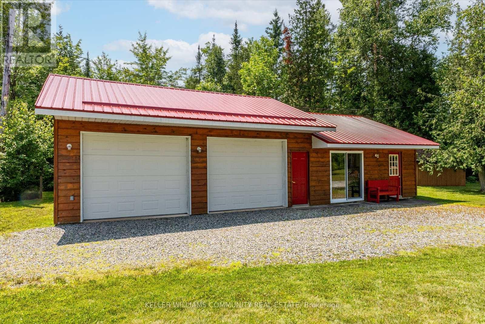 303 Maple Landing Lane, Tudor And Cashel (Tudor Ward), Ontario  K0L 1W0 - Photo 14 - X12144068