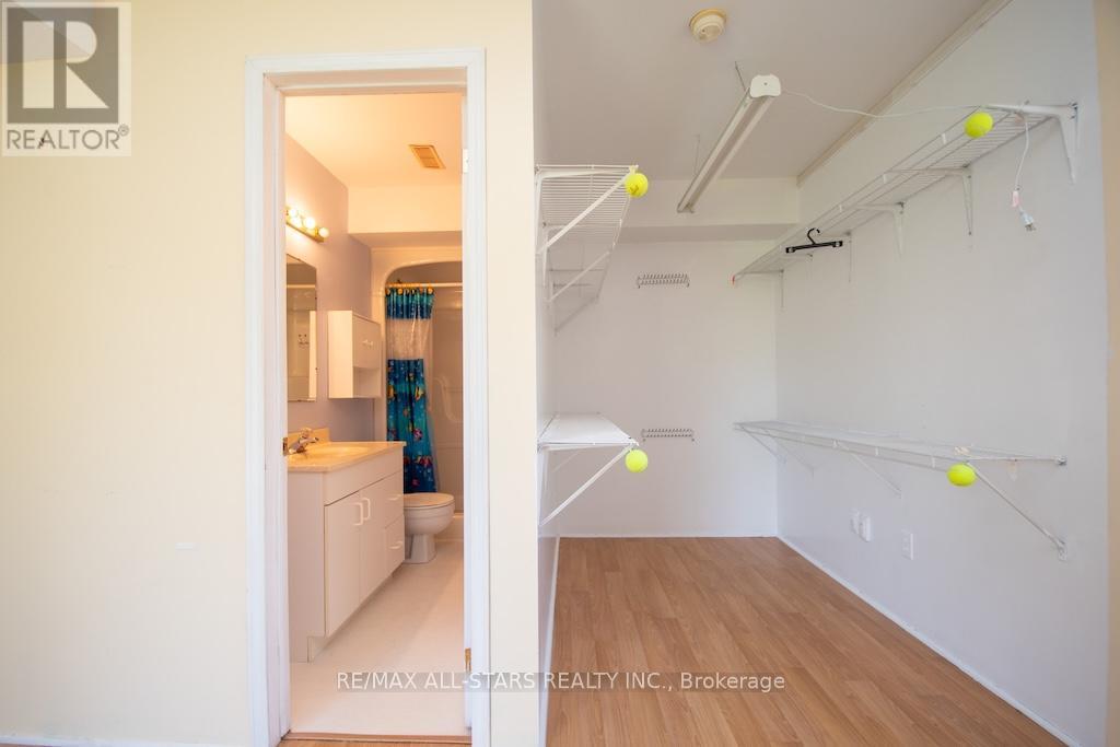 10 O'connell Court, Kawartha Lakes (Lindsay), Ontario  K9V 5Y1 - Photo 29 - X12144493