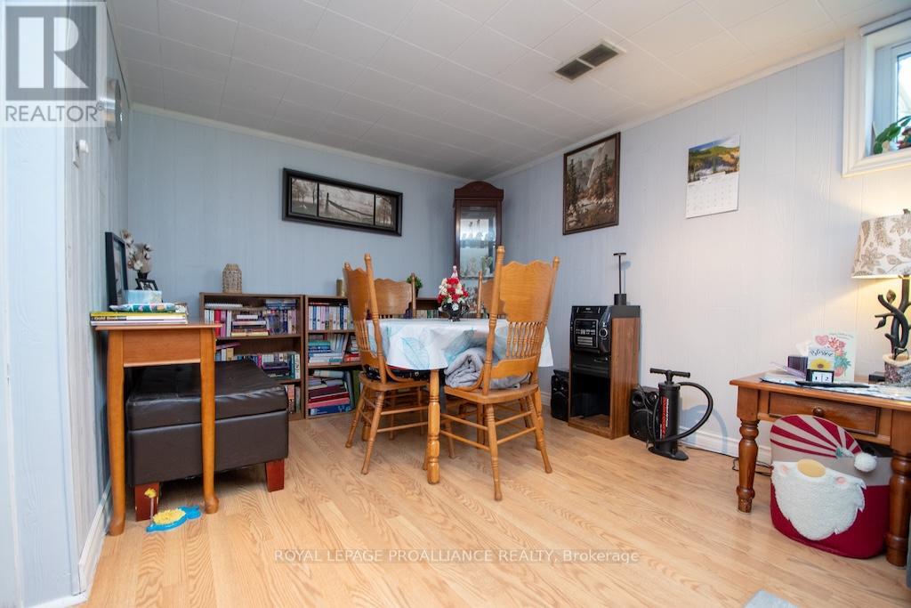 1060 Glendale Drive, Peterborough North (Central), Ontario  K9H 6M4 - Photo 21 - X12144894