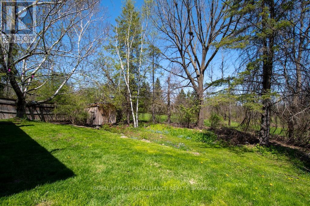 1060 Glendale Drive, Peterborough North (Central), Ontario  K9H 6M4 - Photo 31 - X12144894