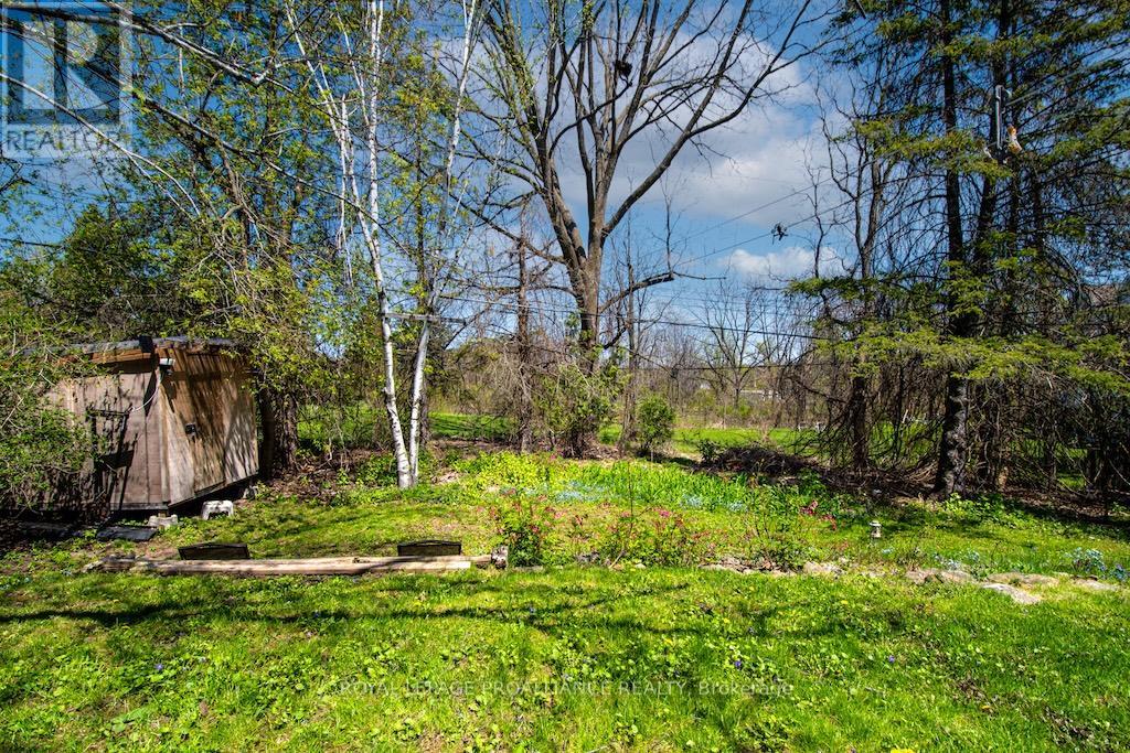 1060 Glendale Drive, Peterborough North (Central), Ontario  K9H 6M4 - Photo 32 - X12144894