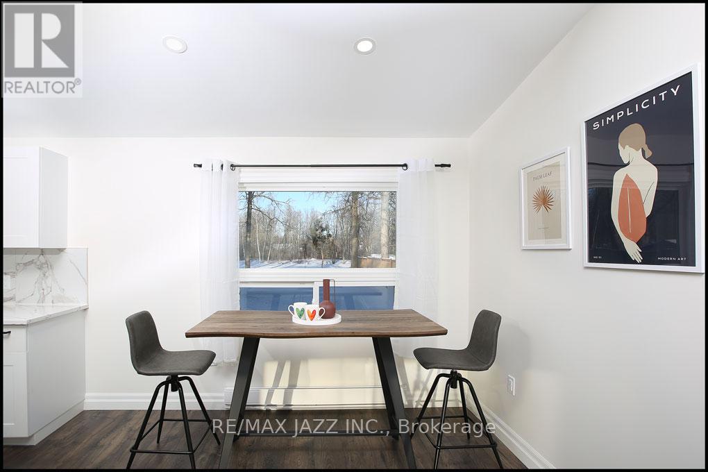 214 River Road E, Trent Hills (Campbellford), Ontario  K0L 1L0 - Photo 8 - X12144929