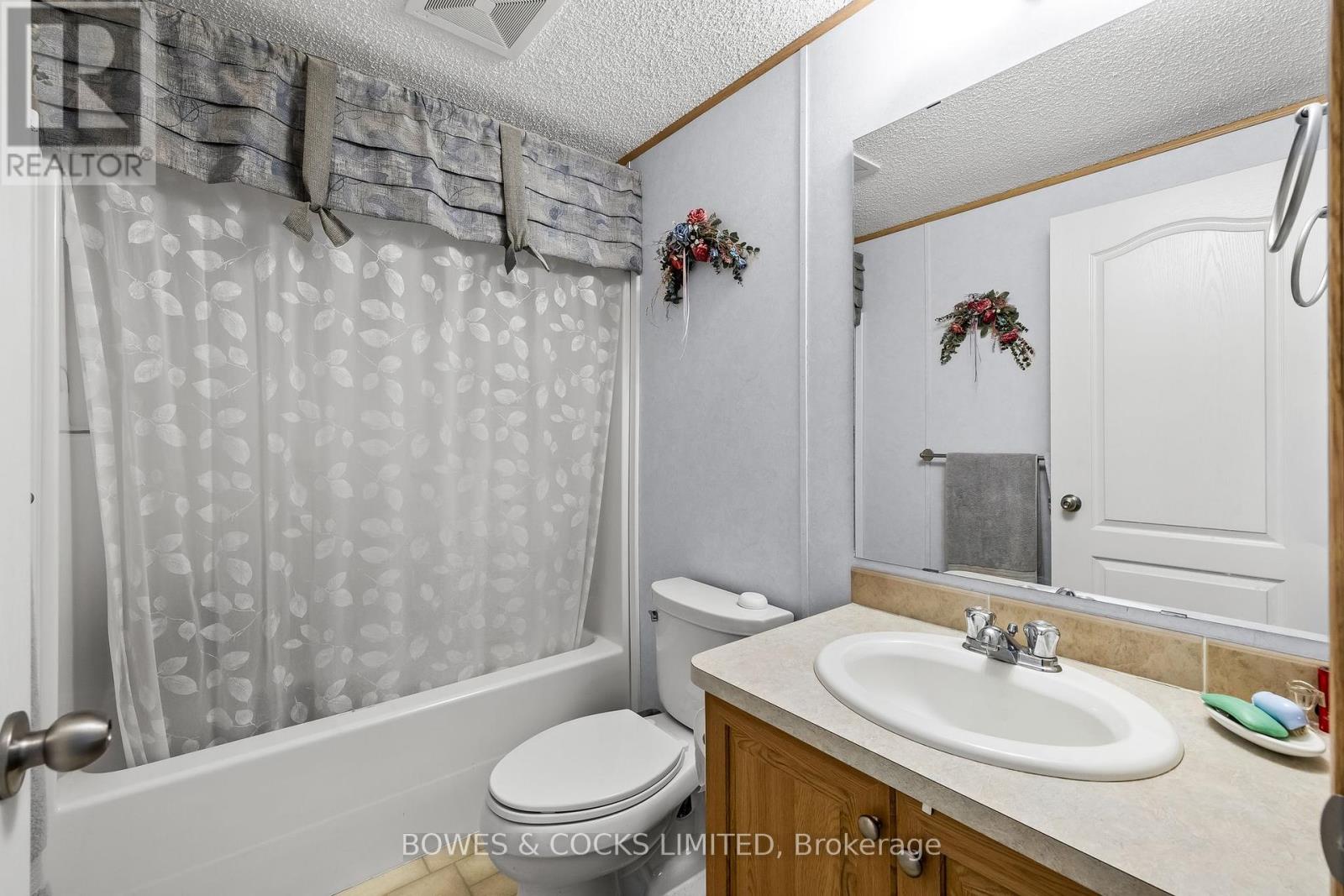 13 Mcgregor Drive, Otonabee-South Monaghan, Ontario  K0L 2G0 - Photo 15 - X12145308