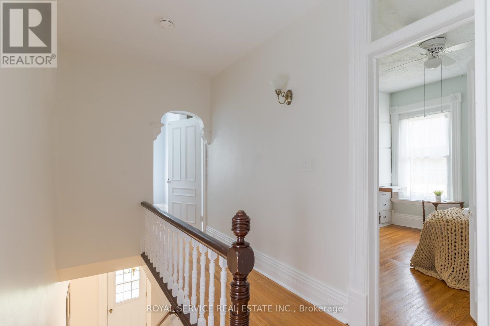 581 Sherbrooke Street, Peterborough Central (South), Ontario  K9J 2P4 - Photo 24 - X12145382