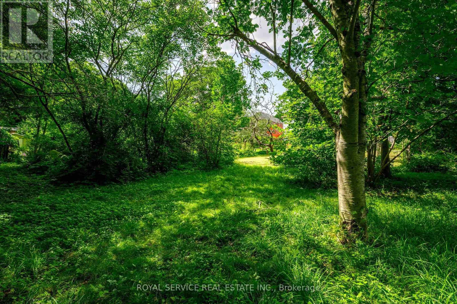 581 Sherbrooke Street, Peterborough Central (South), Ontario  K9J 2P4 - Photo 46 - X12145382