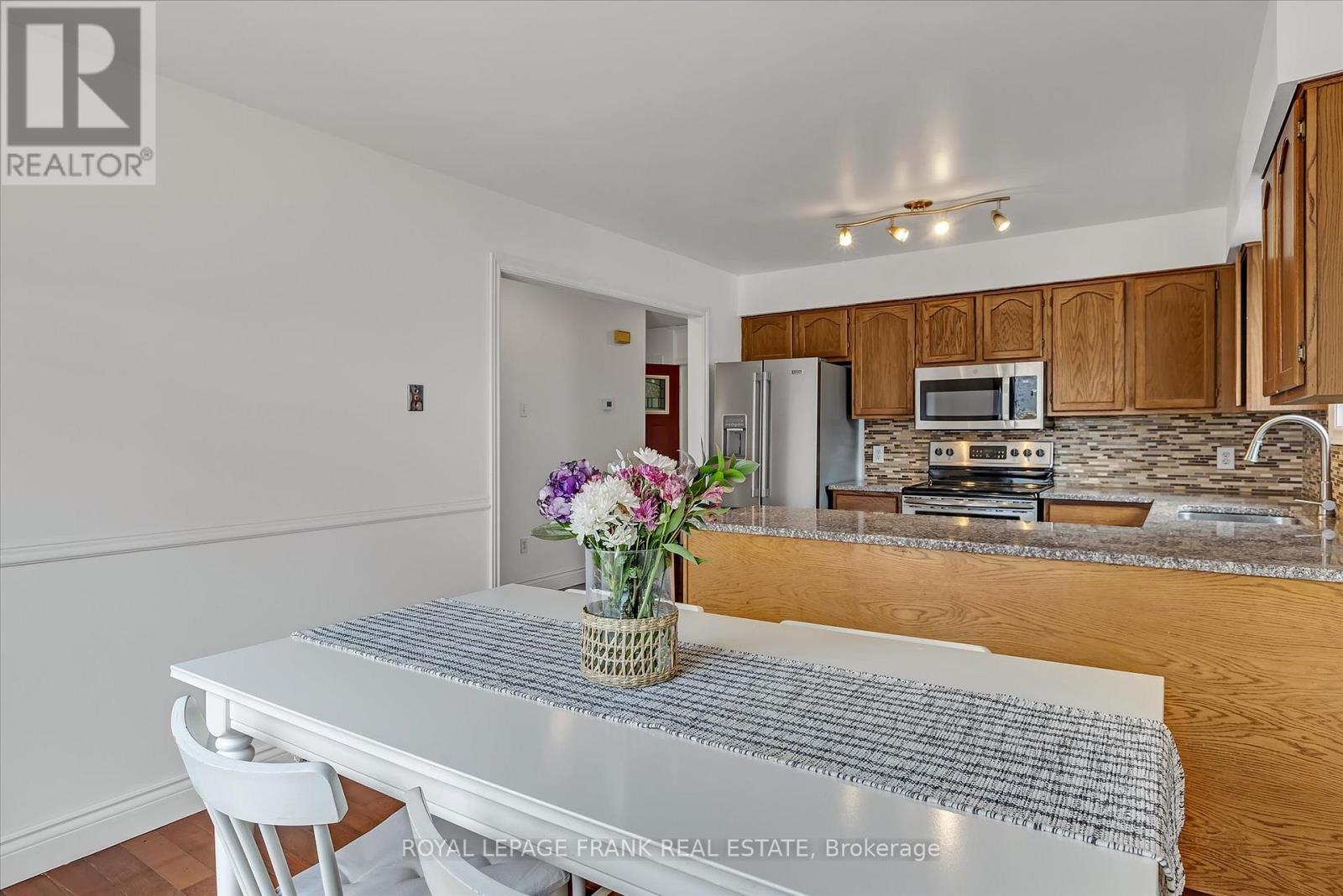 595 Westman Avenue, Peterborough West (South), Ontario  K9K 2H3 - Photo 16 - X12145730