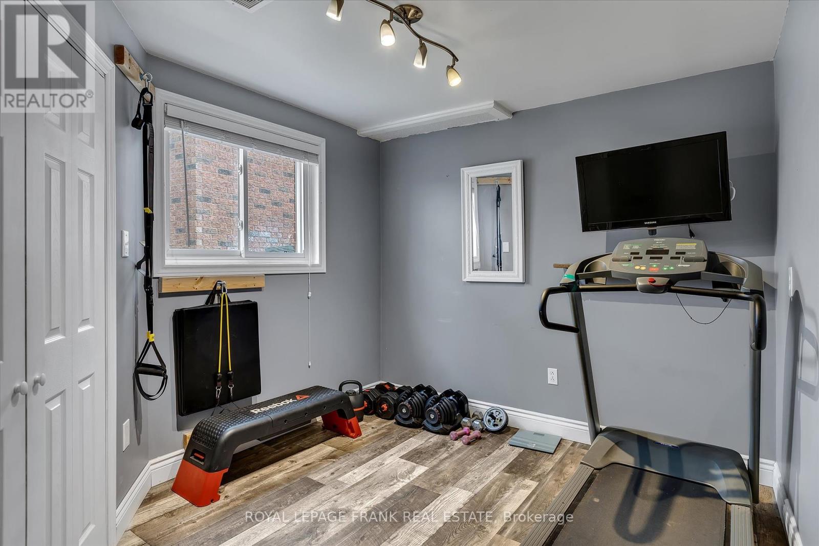 595 Westman Avenue, Peterborough West (South), Ontario  K9K 2H3 - Photo 36 - X12145730