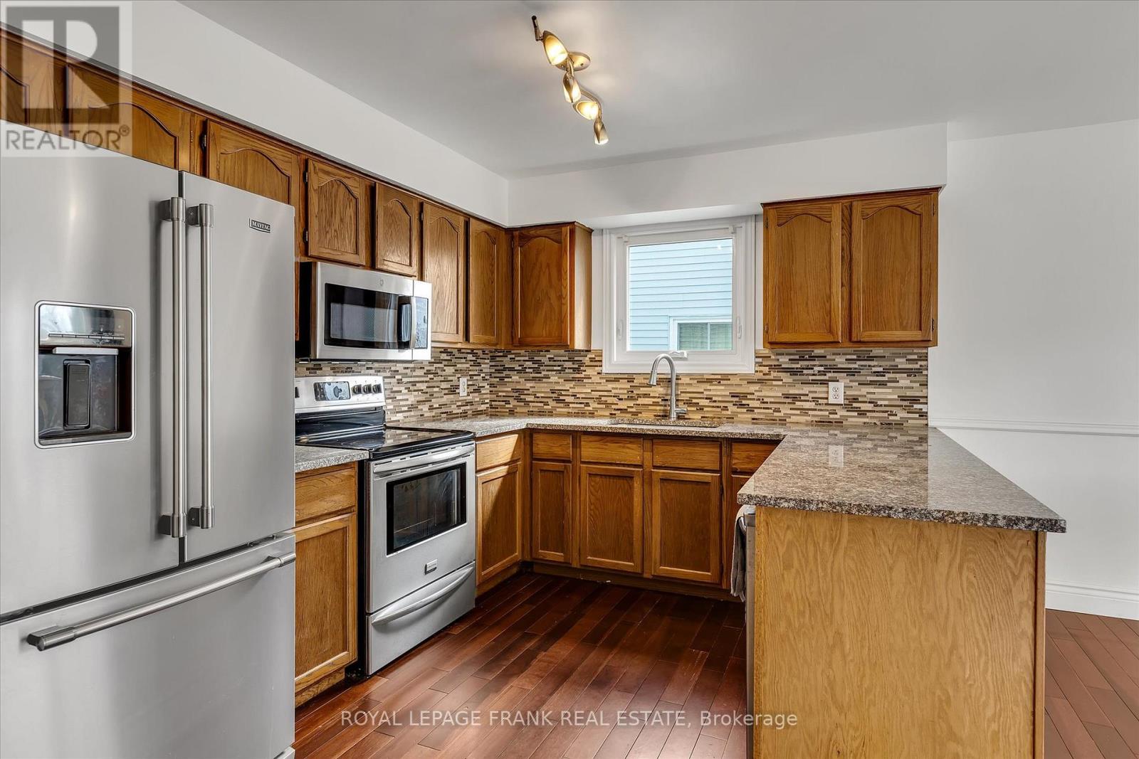 595 Westman Avenue, Peterborough West (South), Ontario  K9K 2H3 - Photo 9 - X12145730