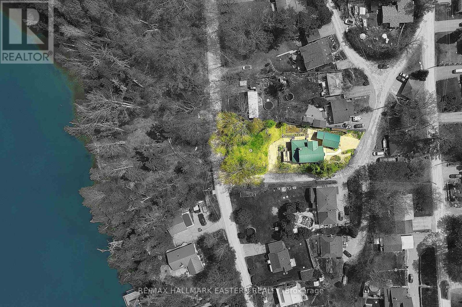 1043 Lakeview Avenue, Selwyn, Ontario  K0L 1H0 - Photo 4 - X12145803