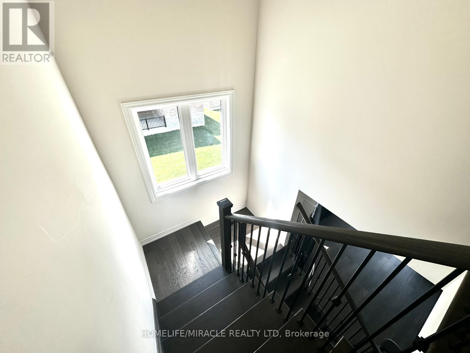 101 Golden Meadows Drive, Otonabee-South Monaghan, Ontario  K9J 0K8 - Photo 14 - X12146093