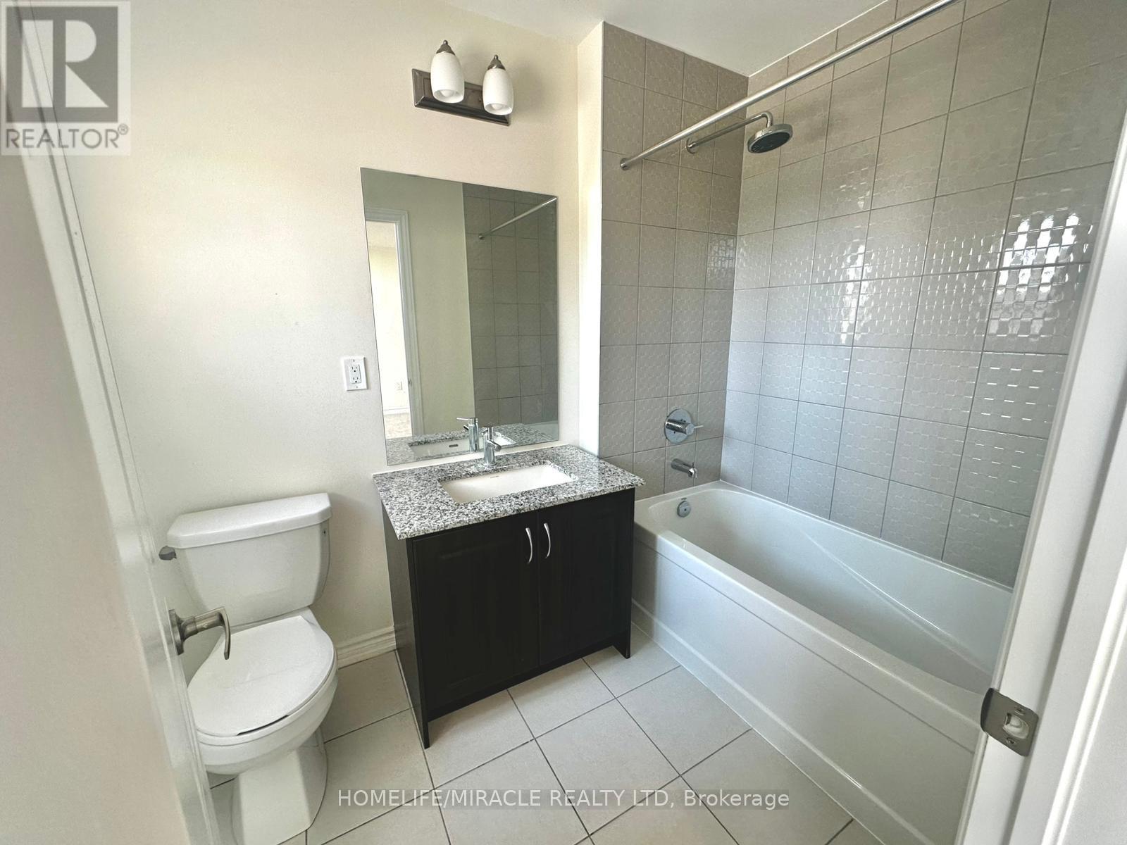101 Golden Meadows Drive, Otonabee-South Monaghan, Ontario  K9J 0K8 - Photo 18 - X12146093