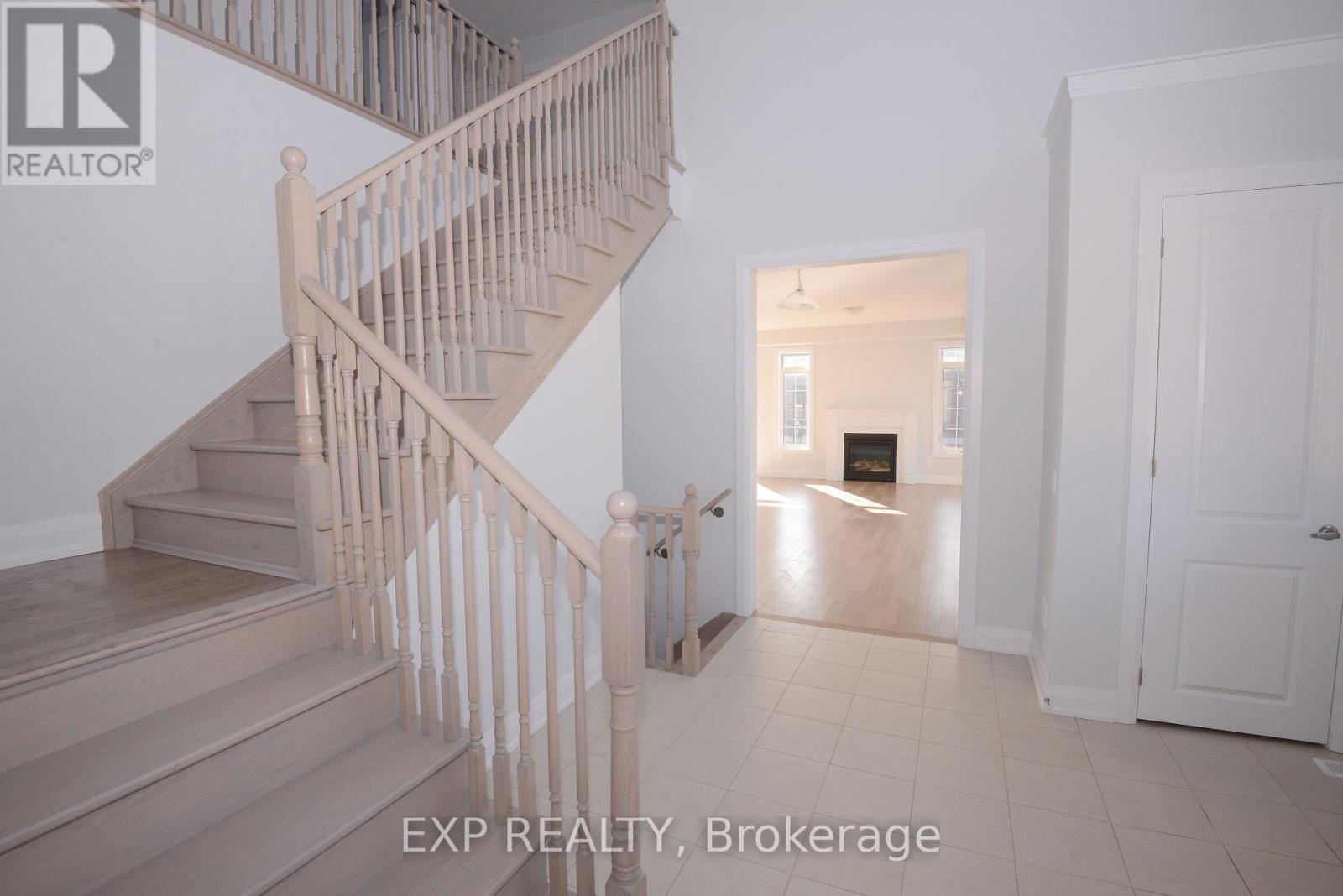 1 Corley Street, Kawartha Lakes (Lindsay), Ontario  K9V 6C2 - Photo 18 - X12146228
