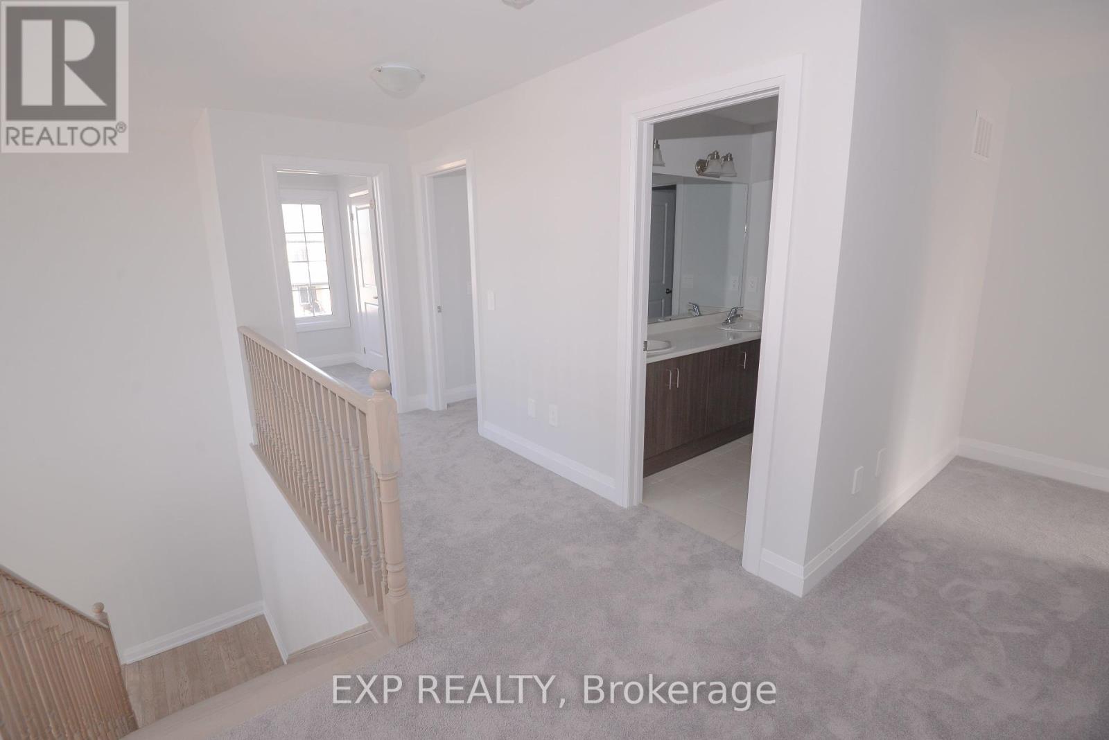 1 Corley Street, Kawartha Lakes (Lindsay), Ontario  K9V 6C2 - Photo 23 - X12146228