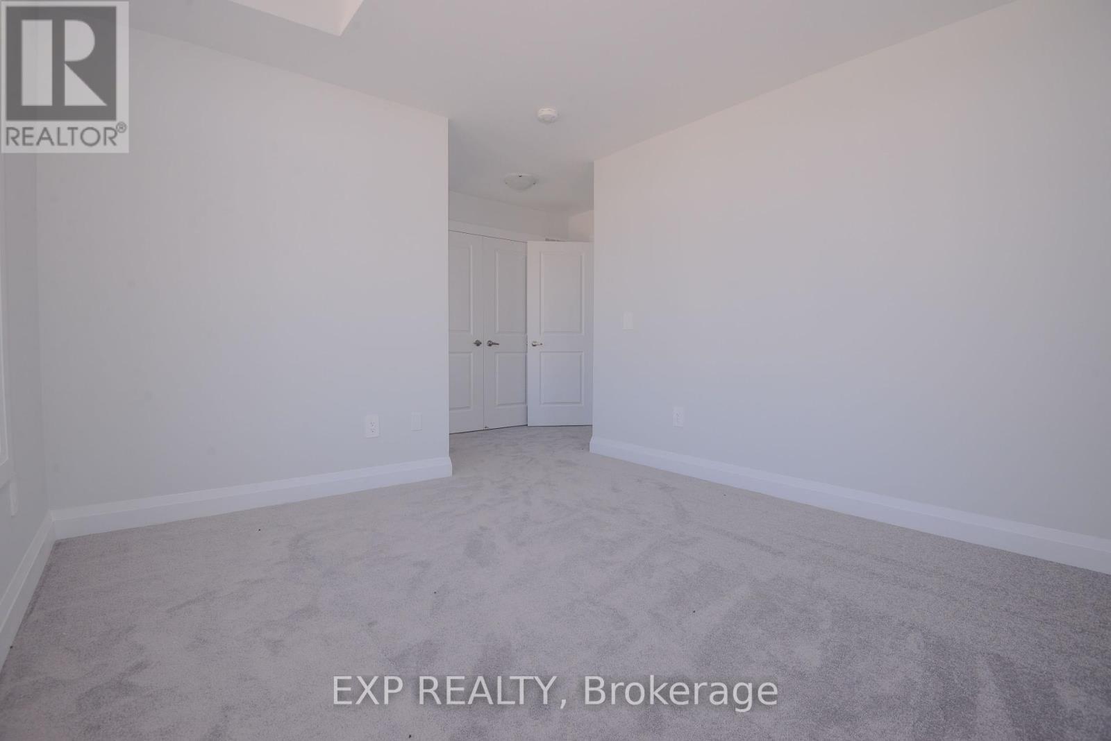 1 Corley Street, Kawartha Lakes (Lindsay), Ontario  K9V 6C2 - Photo 25 - X12146228