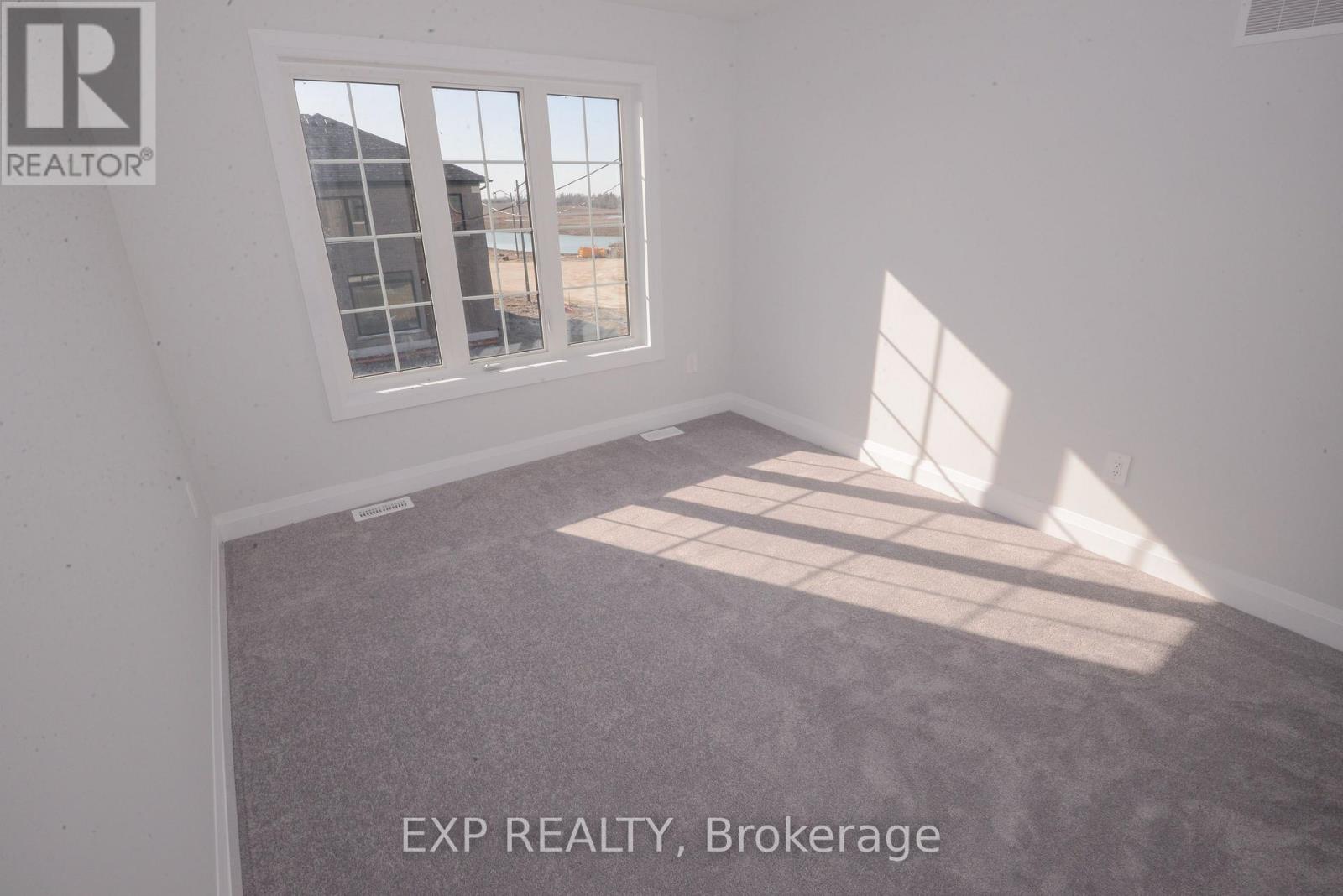 1 Corley Street, Kawartha Lakes (Lindsay), Ontario  K9V 6C2 - Photo 31 - X12146228