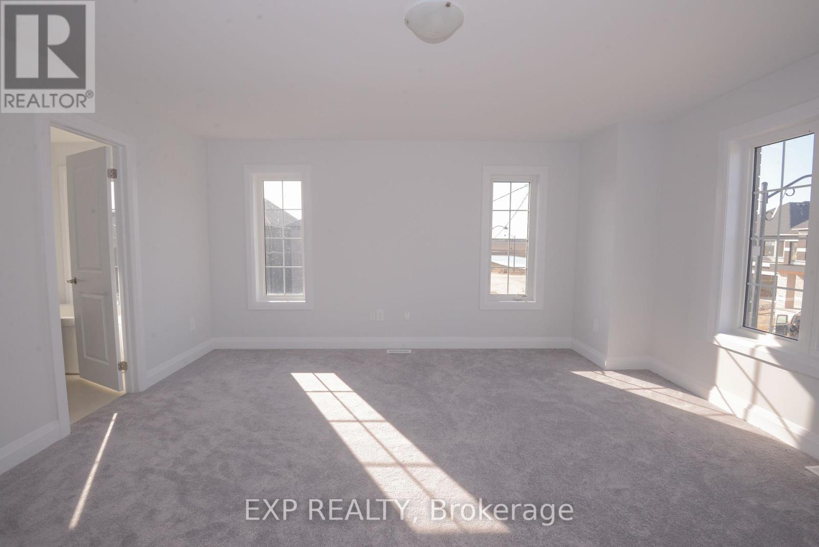 1 Corley Street, Kawartha Lakes (Lindsay), Ontario  K9V 6C2 - Photo 33 - X12146228