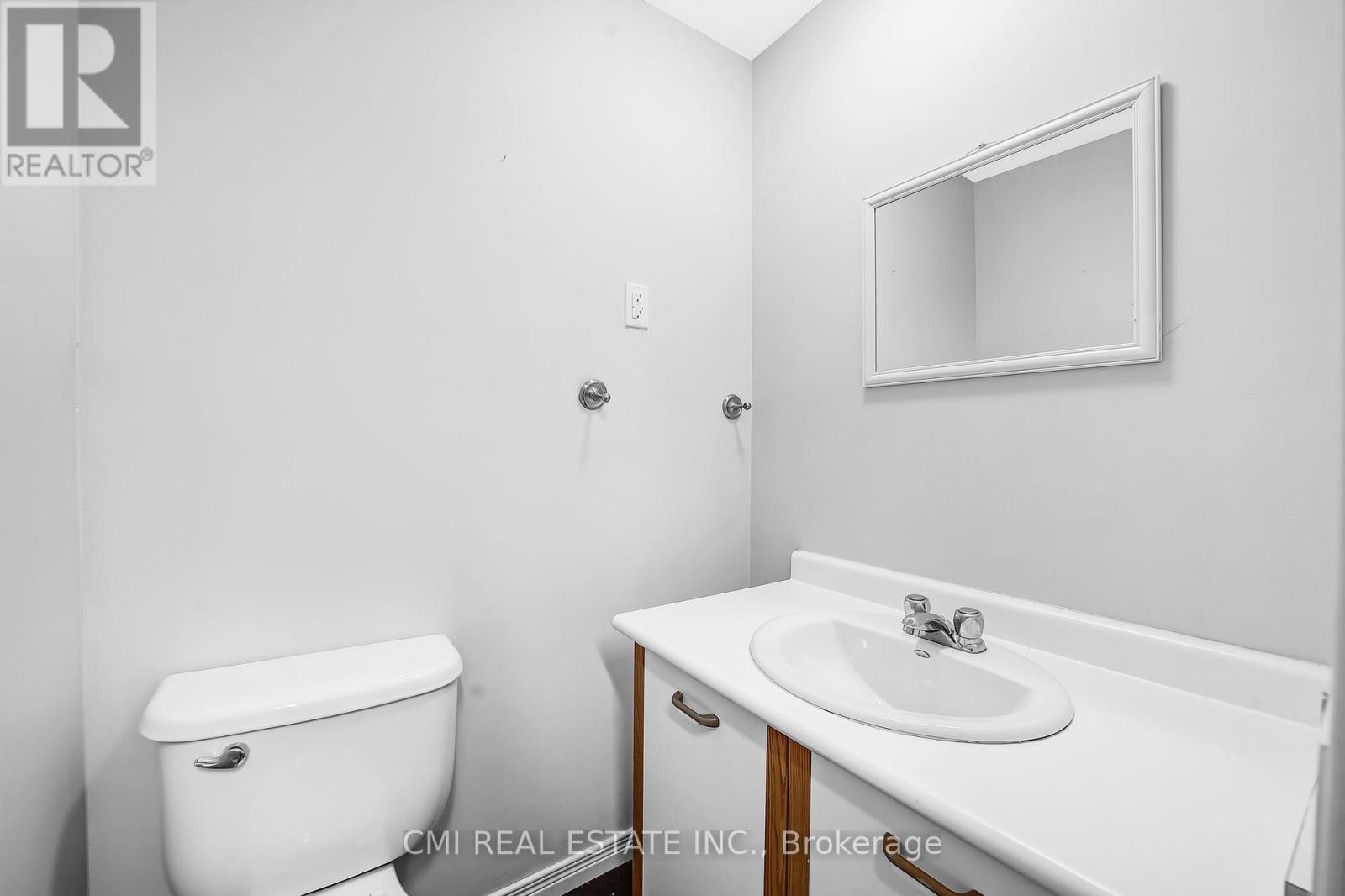 96 Elgin Street, Kawartha Lakes (Lindsay), Ontario  K9V 3W7 - Photo 27 - X12146374