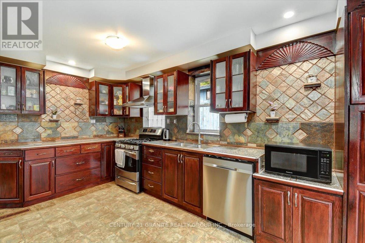 31105 28 Highway E, Bancroft (Dungannon Ward), Ontario  K0L 1C0 - Photo 13 - X12146597
