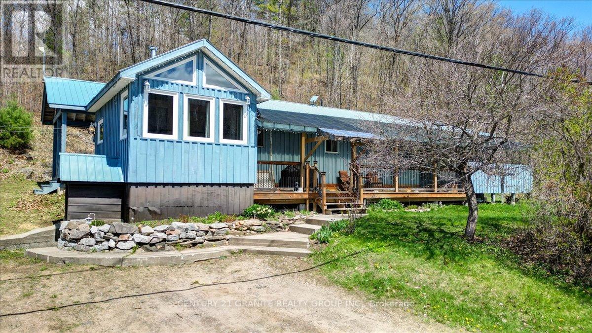 31105 28 Highway E, Bancroft (Dungannon Ward), Ontario  K0L 1C0 - Photo 3 - X12146597
