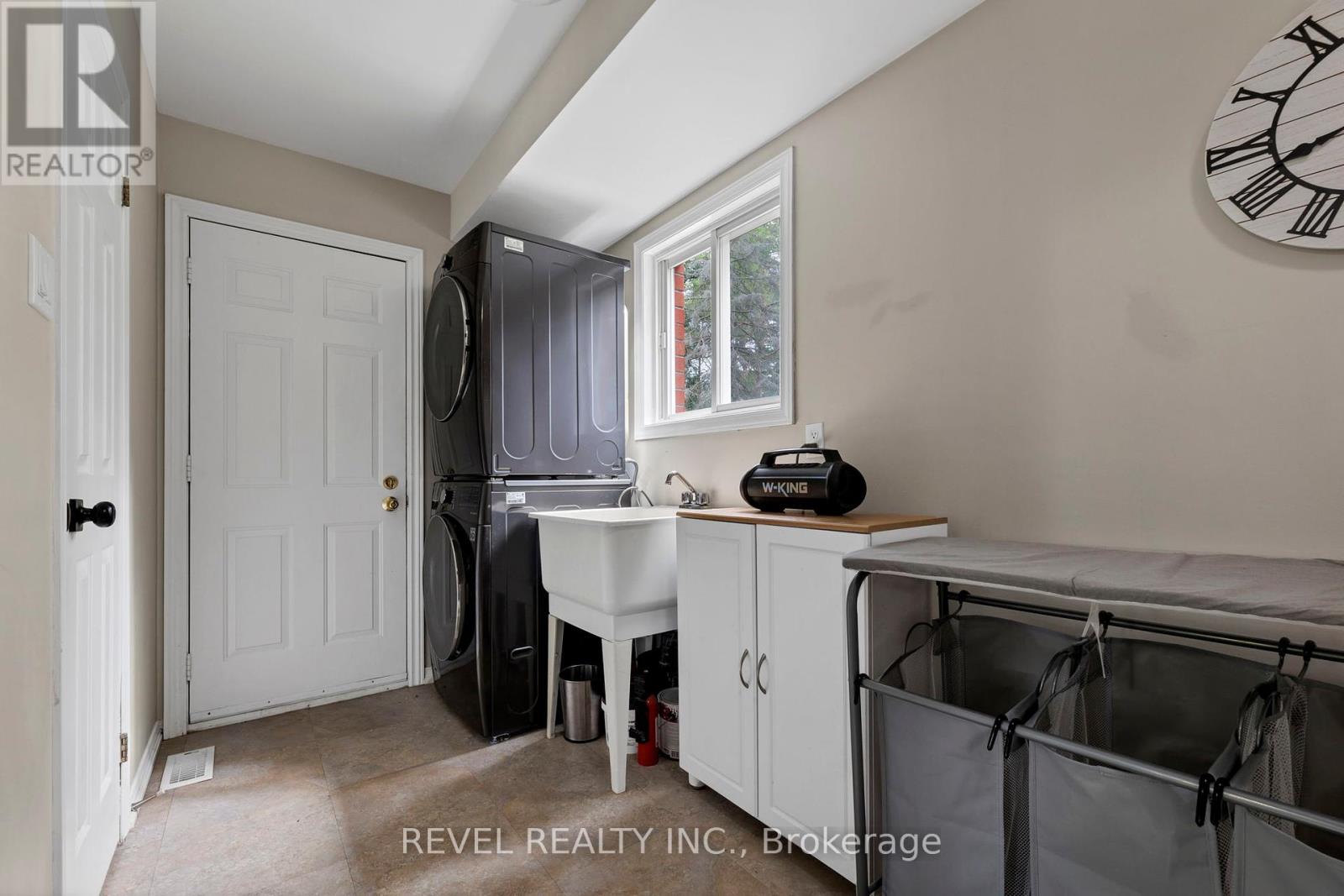 46 Royal Estate Drive, Kawartha Lakes (Pontypool), Ontario  L0A 1K0 - Photo 17 - X12146814