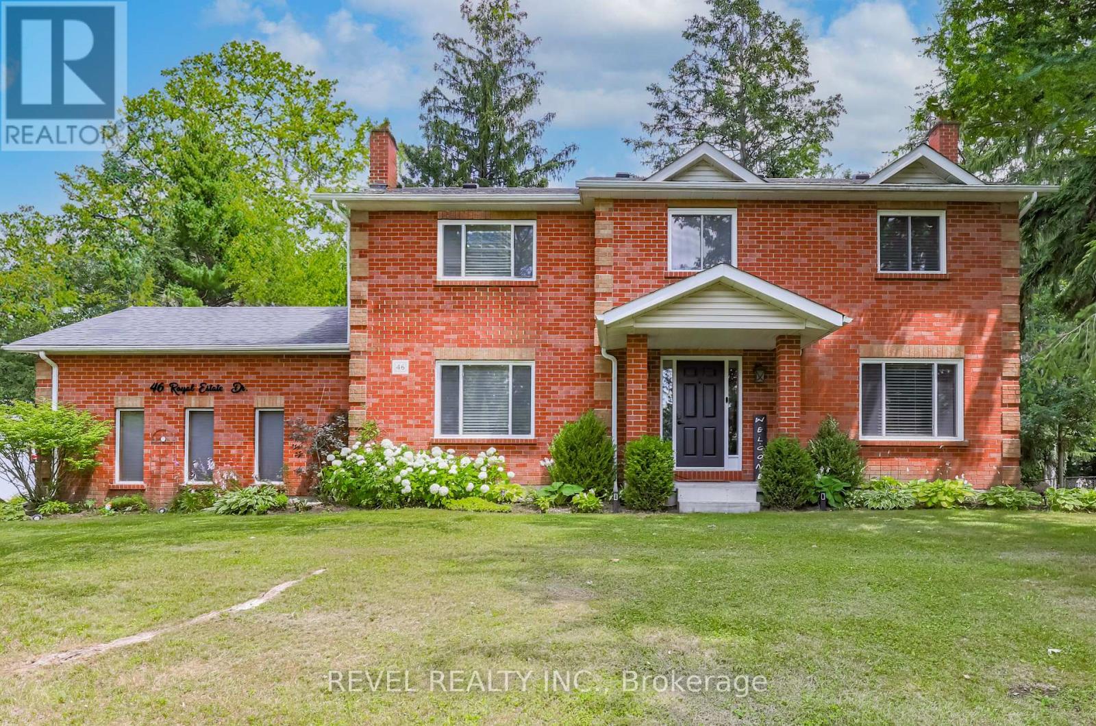 46 Royal Estate Drive, Kawartha Lakes (Pontypool), Ontario  L0A 1K0 - Photo 2 - X12146814