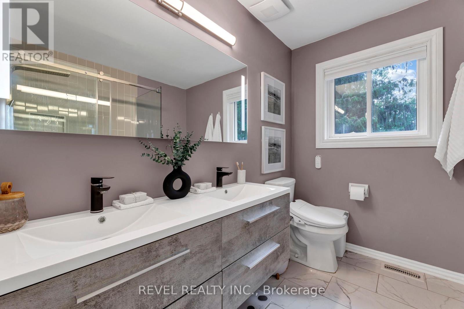 46 Royal Estate Drive, Kawartha Lakes (Pontypool), Ontario  L0A 1K0 - Photo 22 - X12146814