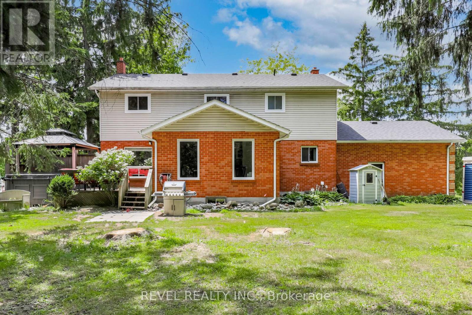46 Royal Estate Drive, Kawartha Lakes (Pontypool), Ontario  L0A 1K0 - Photo 32 - X12146814